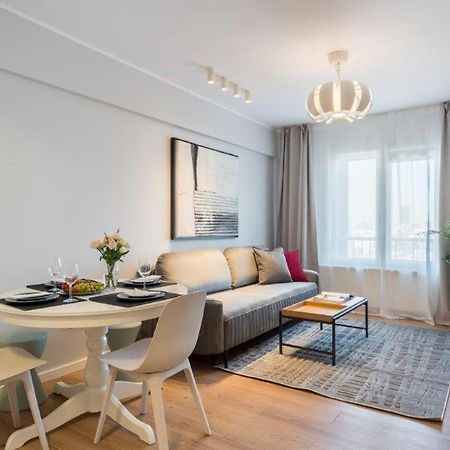 Downtown Modern - 2Br Apartment Bukares Bagian luar foto