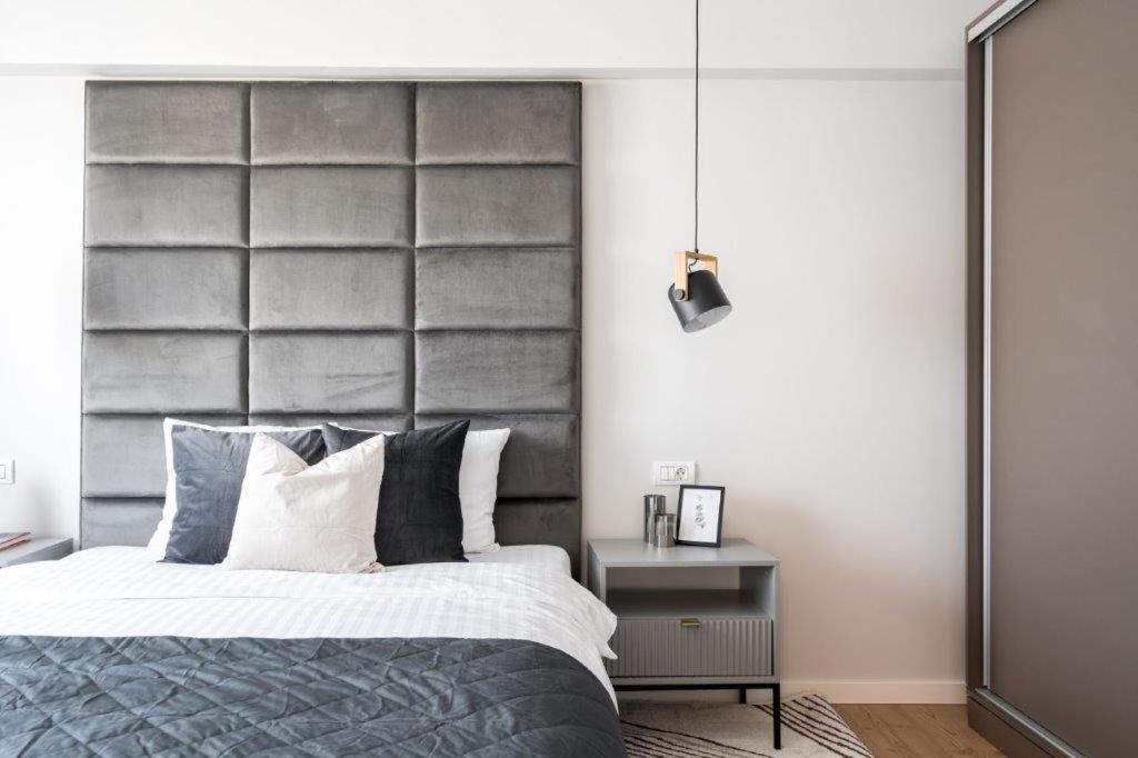 Downtown Modern - 2Br Apartment Bukares Bagian luar foto