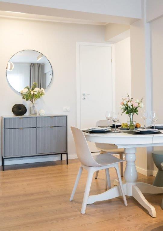 Downtown Modern - 2Br Apartment Bukares Bagian luar foto